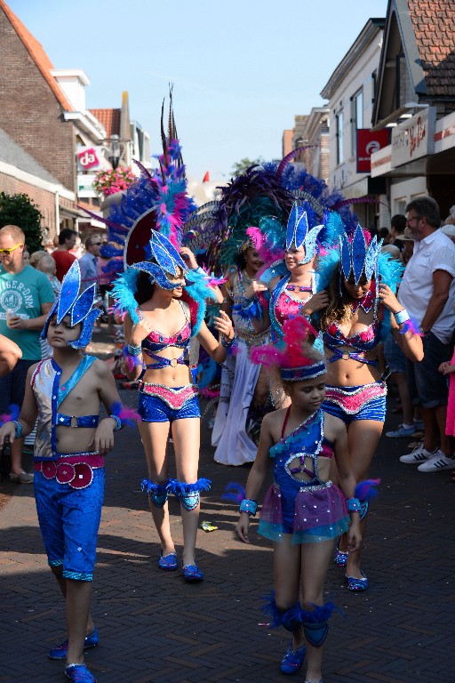 ../Images/Zomercarnaval Noordwijkerhout 160.jpg